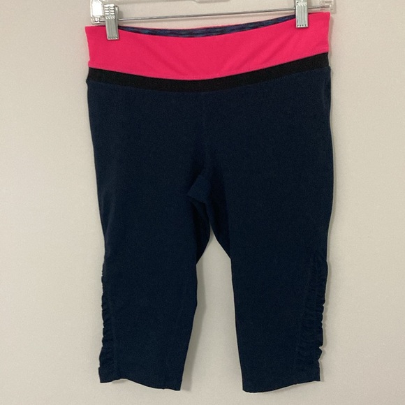 Workout set by Tangerine. Size Small - Picture 8 of 14